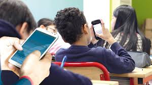 اثر استخدام الهاتف على التحصيل الدراسي